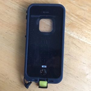 iPhone 5s Lifeproof case